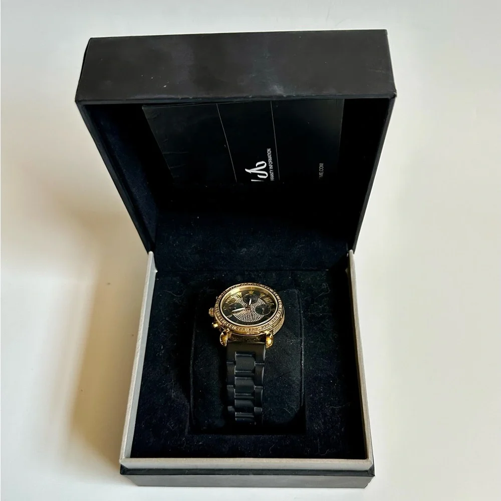 JBW Women’s Victory Sport Diamond Accented Gold Tone Silicon Strap - Picture 5 of 11